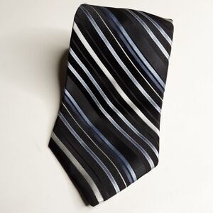 DKNY Men Silk Tie